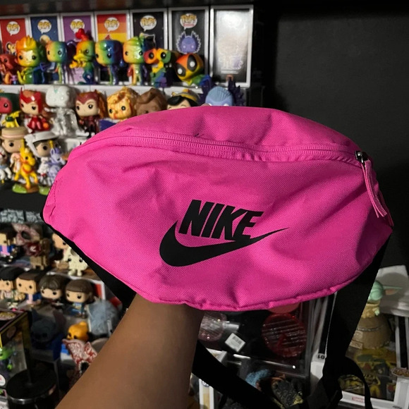 Nike Fanny Pack NWOT - Picture 4 of 5